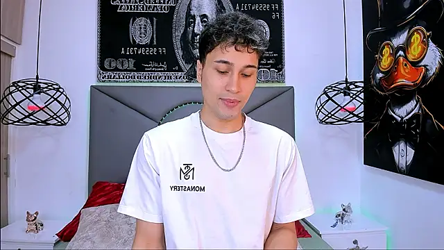 Snapshot of buddy_whitte chatting on February 8, 2026, 3:32 pm buddy whitte online show from February 8, 2026, 3:32 pm