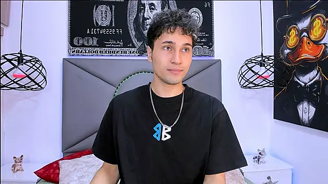 Snapshot of buddy_whitte chatting on February 23, 2026, 5:46 pm buddy whitte online show from February 23, 2026, 5:46 pm