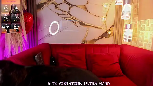 Bella williamss  online show from October 15, 2025, 8:06 pm