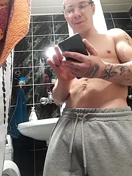 seksowny1990 online show from March 12, 2025, 1:08 pm