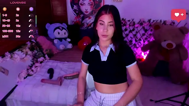 Snapshot of Minami_Nakamura chatting on February 15, 2026, 10:30 pm Minami Nakamura online show from February 15, 2026, 10:30 pm