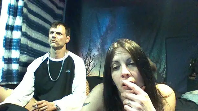 Snapshot of SillyRabbitz chatting on March 3, 2026, 6:53 am SillyRabbitz online show from March 3, 2026, 6:53 am