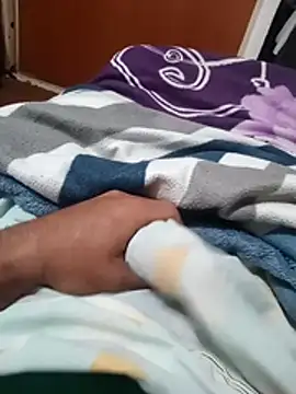 omeriz online show from October 27, 2025, 9:38 pm