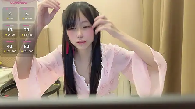 Xiaoxia-Baby online show from March 8, 2025, 3:13 pm