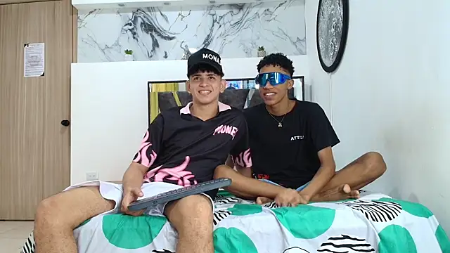 KING OFF BOYS online show from September 22, 2025, 1:17 pm