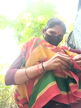 Chhavi Chadha online show from November 24, 2025, 3:39 am