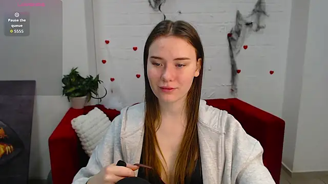 ElenaOconar online show from November 17, 2025, 7:45 am