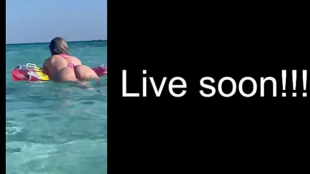 Snapshot of _Allie_ chatting on November 1, 2025, 5:47 am Allie online show from November 1, 2025, 5:47 am