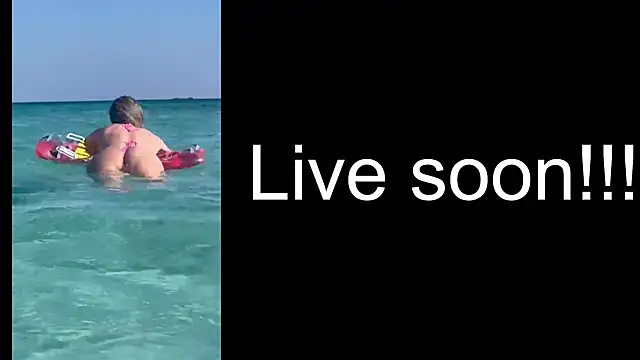 Snapshot of _Allie_ chatting on November 9, 2025, 6:28 am Allie online show from November 9, 2025, 6:28 am