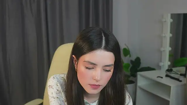 Snapshot of ArletteBiddix chatting on March 3, 2025, 11:33 am ArletteBiddix online show from March 3, 2025, 11:33 am