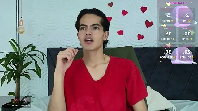 Maximoherrera 16 online show from May 23, 2026, 12:26 pm