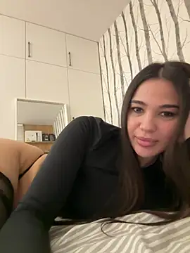 Tris Darsy online show from March 12, 2025, 7:36 pm