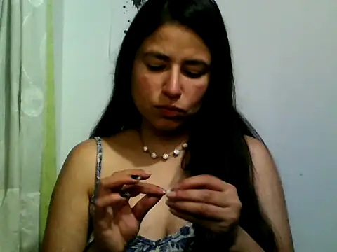 Snapshot of Escarcha-blue chatting on March 15, 2025, 2:24 am Escarcha-blue online show from March 15, 2025, 2:24 am