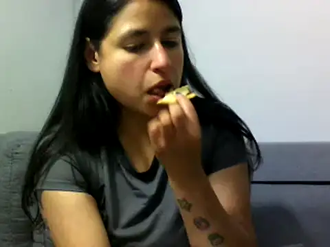 Snapshot of Escarcha-blue chatting on February 26, 2025, 10:26 pm Escarcha-blue online show from February 26, 2025, 10:26 pm