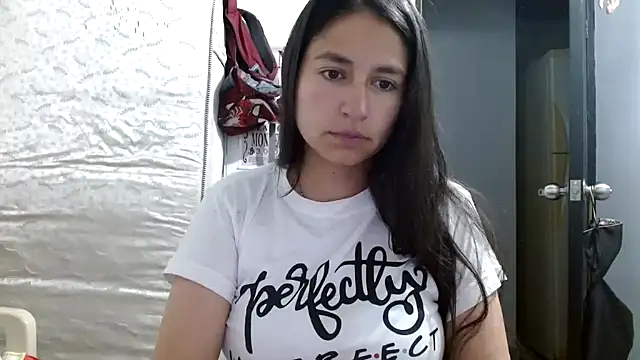 Snapshot of Escarcha-blue chatting on October 1, 2025, 11:30 pm Escarcha-blue online show from October 1, 2025, 11:30 pm