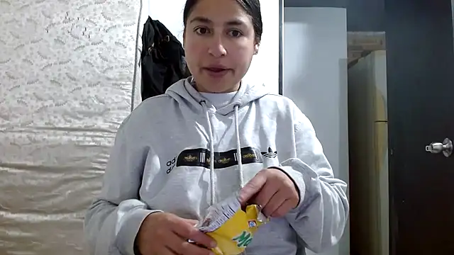 Escarcha-blue online show from October 12, 2025, 12:12 am