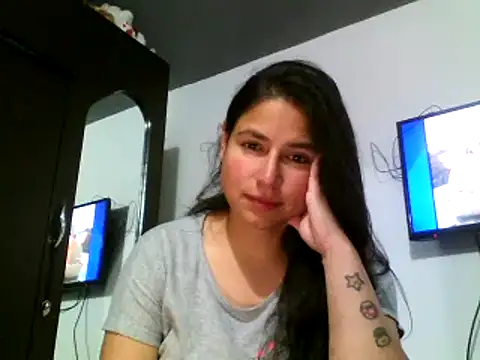 Snapshot of Escarcha-blue chatting on March 2, 2025, 5:12 am Escarcha-blue online show from March 2, 2025, 5:12 am