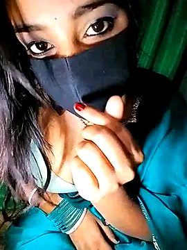 Snapshot of kusum_girl chatting on March 6, 2025, 1:57 pm kusum girl online show from March 6, 2025, 1:57 pm