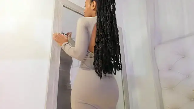 kamii arias online show from November 11, 2025, 2:23 pm