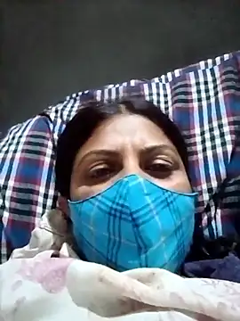 Disha2870 online show from February 26, 2025, 2:27 pm