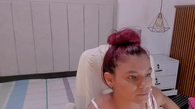 gime lara online show from December 18, 2025, 6:34 pm