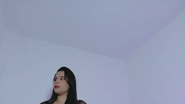 SamanthaLara online show from November 5, 2025, 9:29 pm