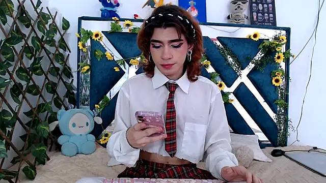 charly  evans online show from October 11, 2025, 4:52 pm