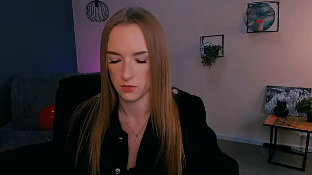 doll vey online show from February 28, 2025, 6:41 pm