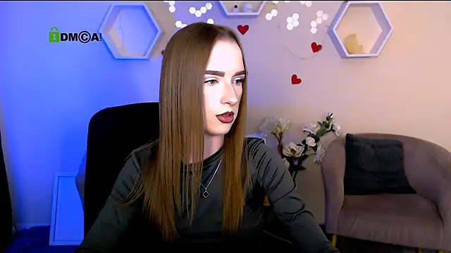 doll vey online show from October 6, 2025, 7:25 pm