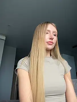 EvaBrooklyn online show from May 14, 2026, 10:56 am