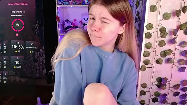 Strawberry juli online show from March 22, 2025, 1:22 am