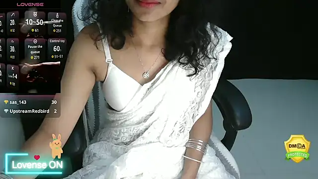Snapshot of fullmoan chatting on October 9, 2025, 8:04 am fullmoan online show from October 9, 2025, 8:04 am