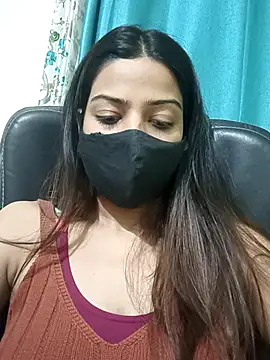 Snapshot of CRAZY__BITE chatting on December 17, 2025, 6:24 pm CRAZY BITE online show from December 17, 2025, 6:24 pm