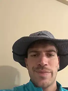 Snapshot of shuki0101 chatting on March 12, 2025, 4:02 pm shuki0101 online show from March 12, 2025, 4:02 pm