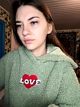 MrrKate online show from December 3, 2025, 1:39 am