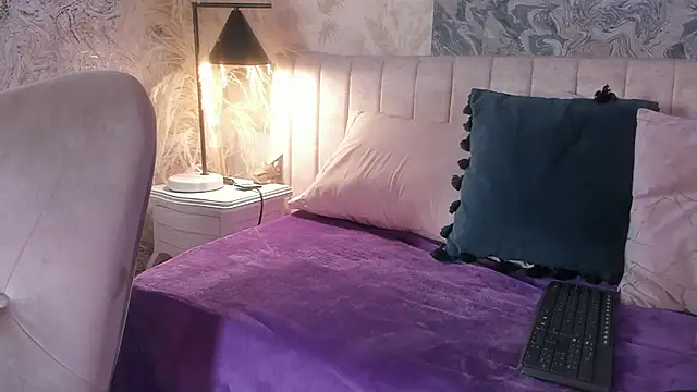 Snapshot of Arianaa_collins chatting on November 4, 2025, 11:47 am Arianaa collins online show from November 4, 2025, 11:47 am