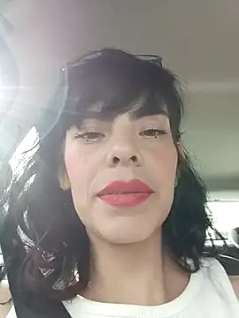 Snapshot of Ali3Martin chatting on March 17, 2025, 9:13 pm Ali3Martin online show from March 17, 2025, 9:13 pm