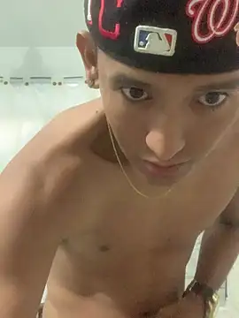 Babyalienqm online show from June 6, 2026, 10:53 am
