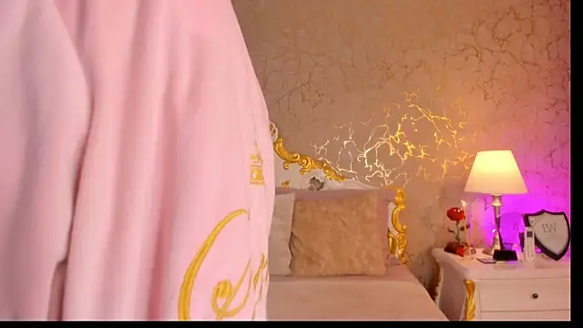 Snapshot of ScarlettWallace chatting on February 3, 2026, 10:04 pm ScarlettWallace online show from February 3, 2026, 10:04 pm