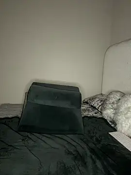 PrincessTamara online show from November 7, 2025, 2:32 pm