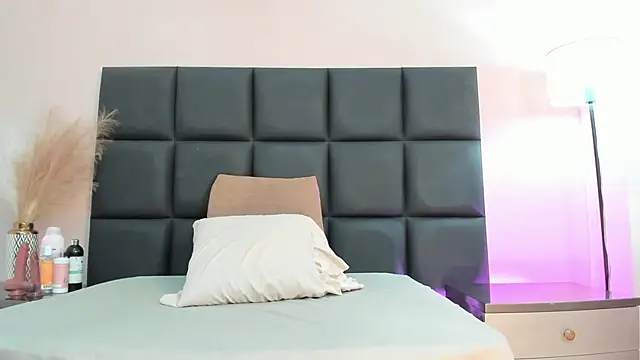 SeleneLujan online show from March 28, 2026, 12:06 pm