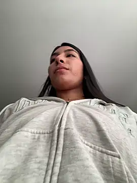 Snapshot of AshleyG_222 chatting on February 10, 2026, 8:19 pm AshleyG 222 online show from February 10, 2026, 8:19 pm