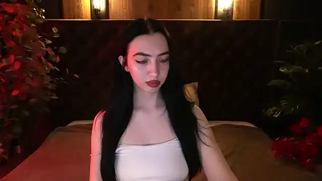 WildKittenX  online show from April 3, 2026, 5:58 am