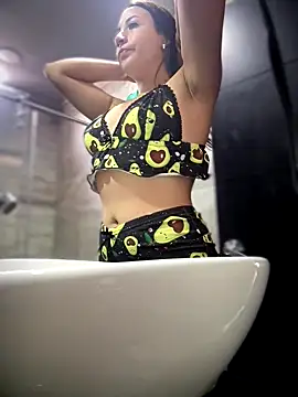 Mila LS online show from October 21, 2025, 12:59 pm