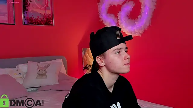 Jean Wilsons online show from September 28, 2025, 10:22 am