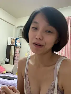 ladypaggy online show from May 13, 2026, 3:30 pm