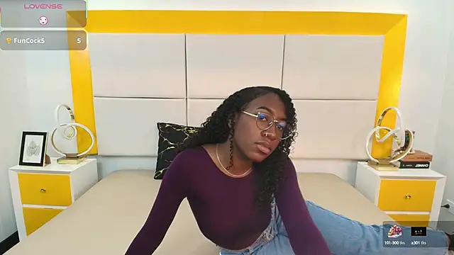 Snapshot of Qeen_blackk chatting on October 16, 2025, 7:55 pm Qeen blackk online show from October 16, 2025, 7:55 pm