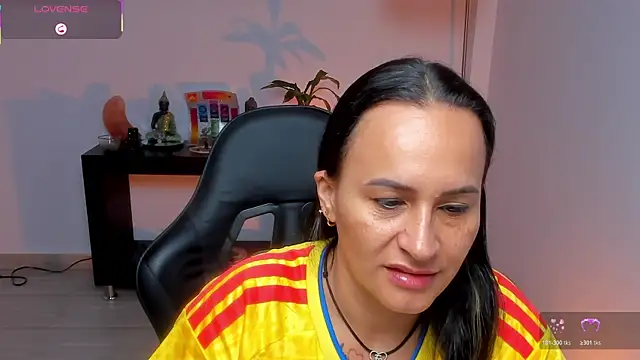 Sara Charmy online show from July 3, 2026, 11:06 am