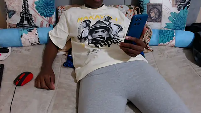 ChocolateClit online show from January 11, 2026, 6:04 pm