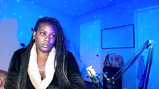 lovelyenigma365 online show from May 3, 2026, 1:25 pm
